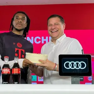 FC Bayern München - Neuzugang Michael Olise