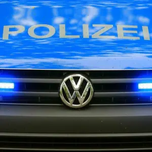 Polizei-Fahrzeug