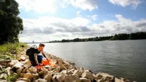 RhineCleanUp mit der Müllsammel-Initiative