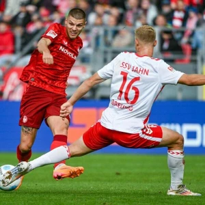 SSV Jahn Regensburg - 1. FC Kaiserslautern