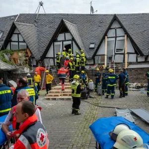 Hotel teilweise eingestürzt