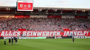 Fans von Jahn Regensburg