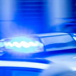 Polizeieinsatz mit Blaulicht
