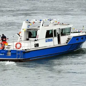 Polizeiboot auf dem Rhein
