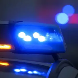 Polizeiauto mit Blauchlicht