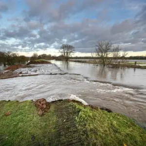 Winterhochwasser an der Helme