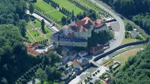 Schloss und Park Weesenstein zehn Jahre nach der Flut