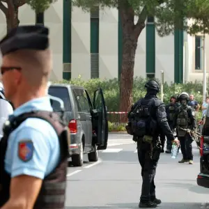 Terrorverdacht nach Explosion vor Synagoge in Südfrankreich