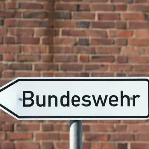 Wegweiser zur Bundeswehr