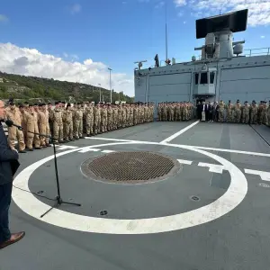 Pistorius besucht Fregatte vor gefährlichem Einsatz im Roten Mee
