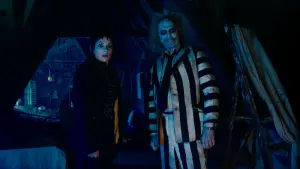 Beetlejuice Beetlejuice | Filmkritik: Der Poltergeist ist zurück, schrecklicher und amüsanter denn je