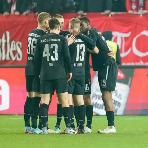 1. FC Kaiserslautern - SC Paderborn 07