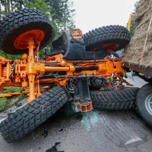 Unfall mit Traktor
