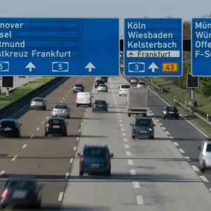 Autobahn A5 Frankfurter Kreuz