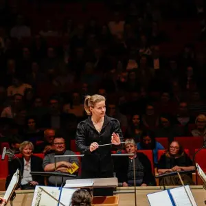 Dresdner Philharmonie erstmals mit Frau auf Gastposition