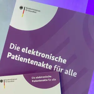Broschüre für elektronische Patientenakte