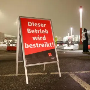 Streik der Luftsicherheitskräfte am Flughafen Hamburg
