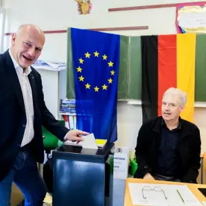 Europawahl - Stimmabgabe Regierender Bürgermeister Wegner