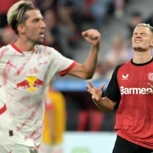 Kevin Kampl (l) und Florian Wirtz