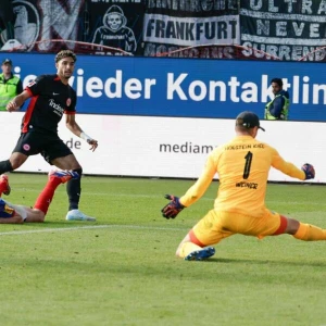 Holstein Kiel - Eintracht Frankfurt