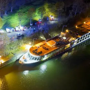 Unfall von Flusskreuzfahrtschiff auf der Donau