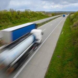 Lastwagen auf der Autobahn