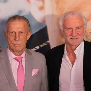 Christoph Daum und Rudi Völler (r)