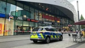 Polizei räumt Einkaufszentrum nach Drohung