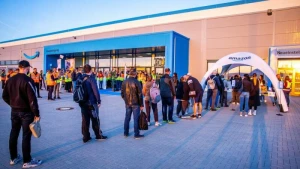 Eröffnung Amazon-Logistik-Zentrum