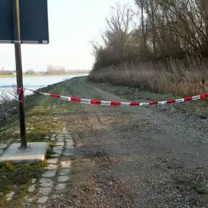 Leiche einer Frau am Rhein gefunden
