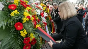Hanau gedenkt der Anschlagsopfer