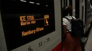 ICE von Berlin nach Hamburg