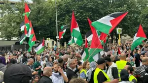 Nahostkonflikt - Pro-palästinensische Demonstration in Berlin