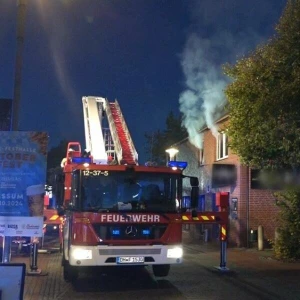 Mann stirbt bei Brand in Syke - Vier Verletzte