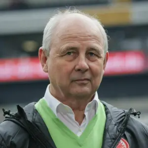 Bernd Hölzenbein gestorben