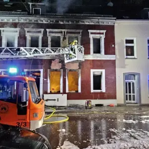 Verletzte bei Explosion in Wohnhaus in Essen