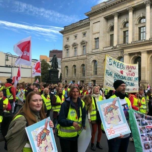 Warnstreik von Verdi und Beschäftigten der Kita-Eigenbetriebe