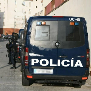 Spanische Polizei befreit junge Frau