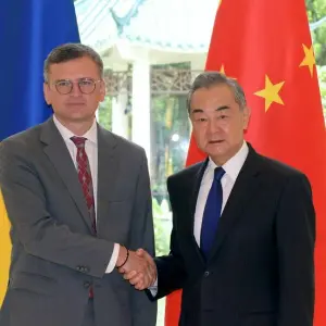 Ukrainischer Außenminister Kuleba in China