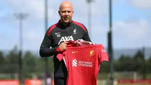 Liverpool-Trainer Arne Slot