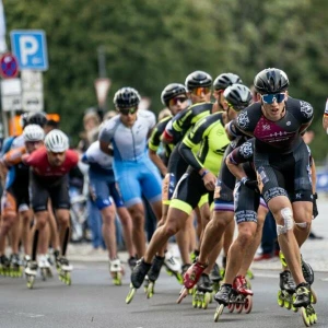 Vor dem 50. Jubiläum des Berlin Marathons - Inlineskater