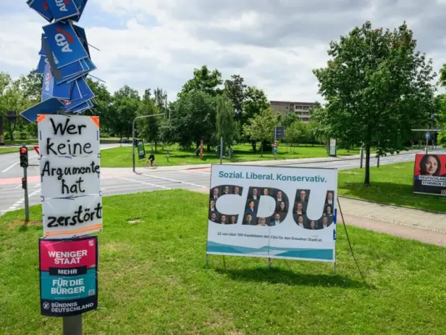 Wahlplakate zur Europawahl und Kommunalwahl in Sachsen