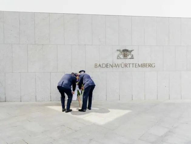Nach der Messerattacke in Mannheim - Gedenken in Berlin