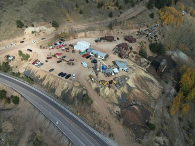 Touristen in Goldmine in Colorado eingeschlossen