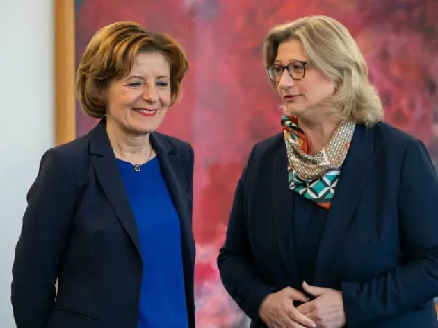 Ministerpräsidentinnen Dreyer (l.) und Rehlinger