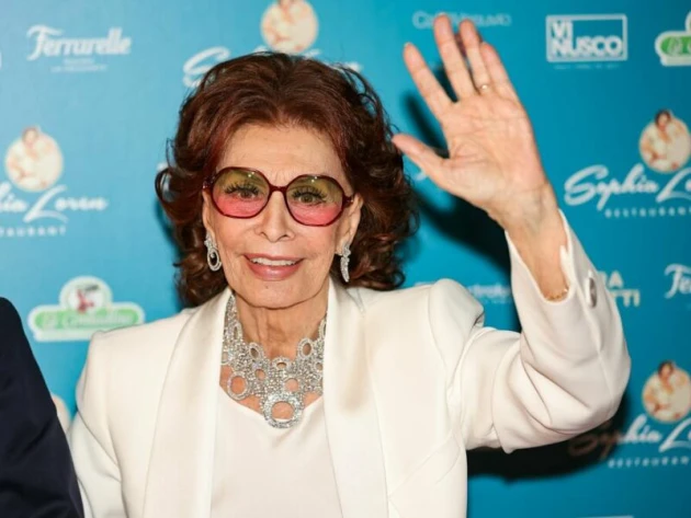 Italienische Schauspiel-Legende Sophia Loren